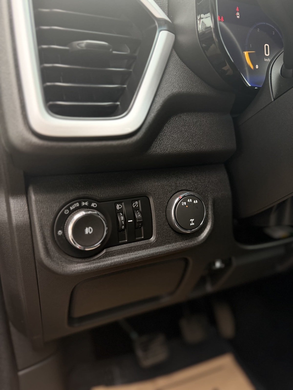 2024 Chevrolet Colorado 2.8 - Miniatura 9