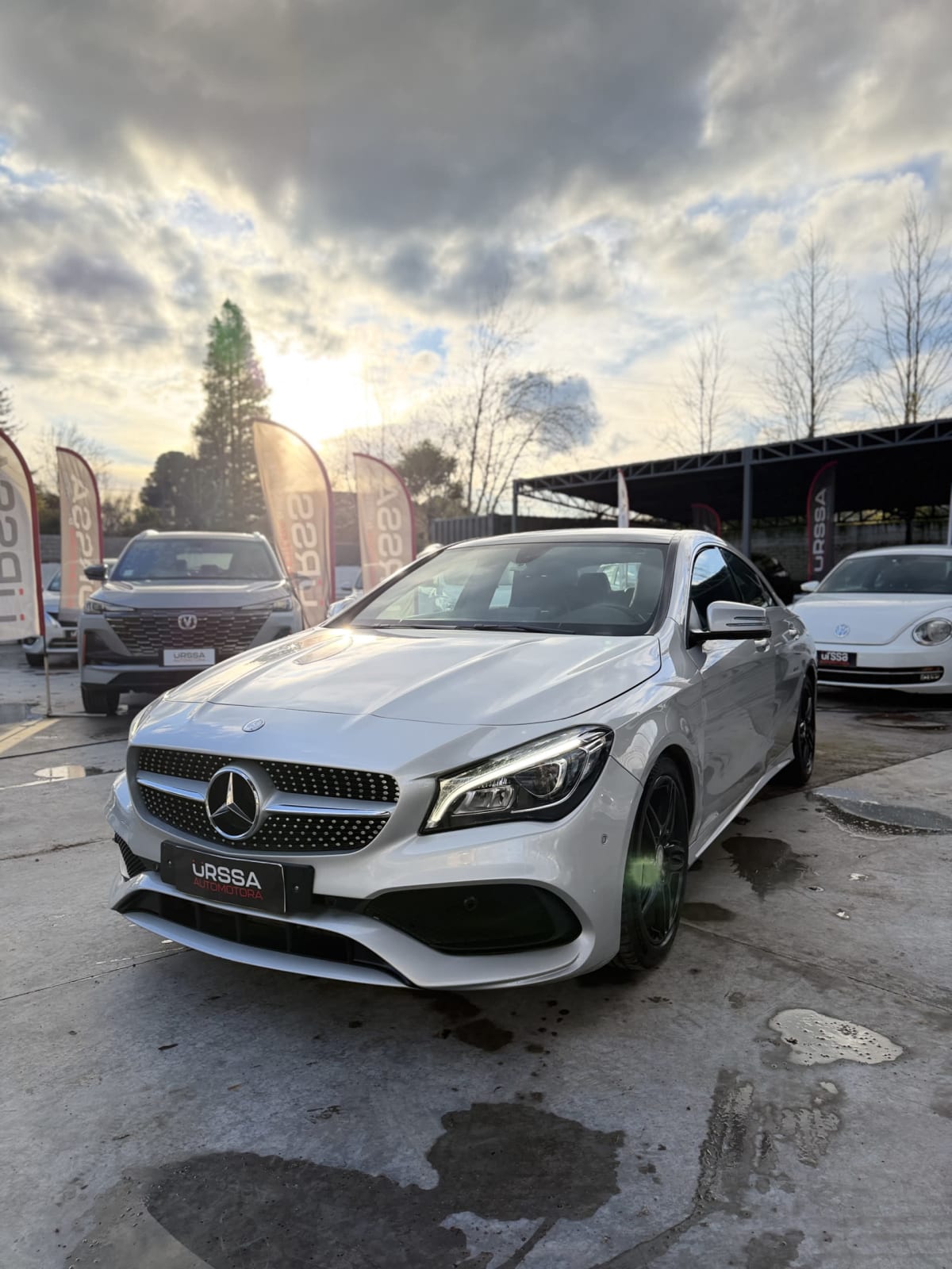 2018 Mercedes-Benz Cla Mercedes Benz 220D - Imagen 1