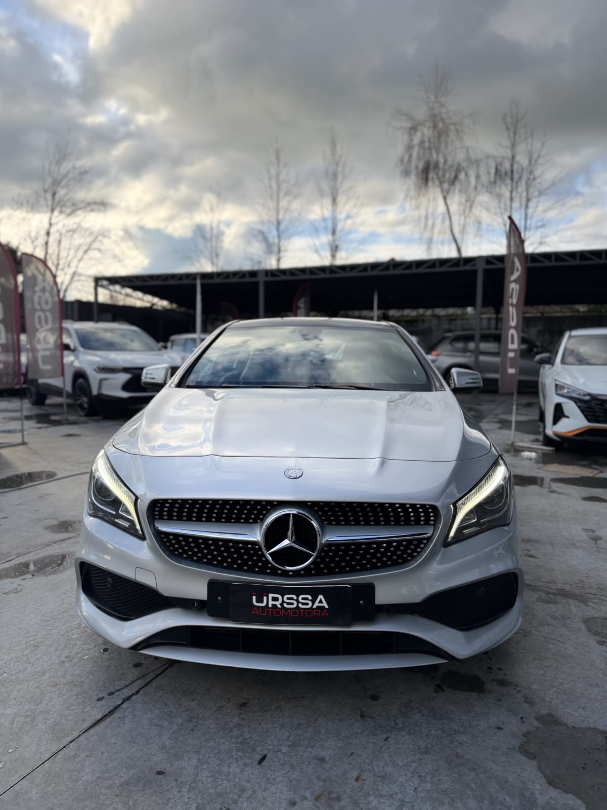 2018 Mercedes-Benz Cla Mercedes Benz 220D - Miniatura 2