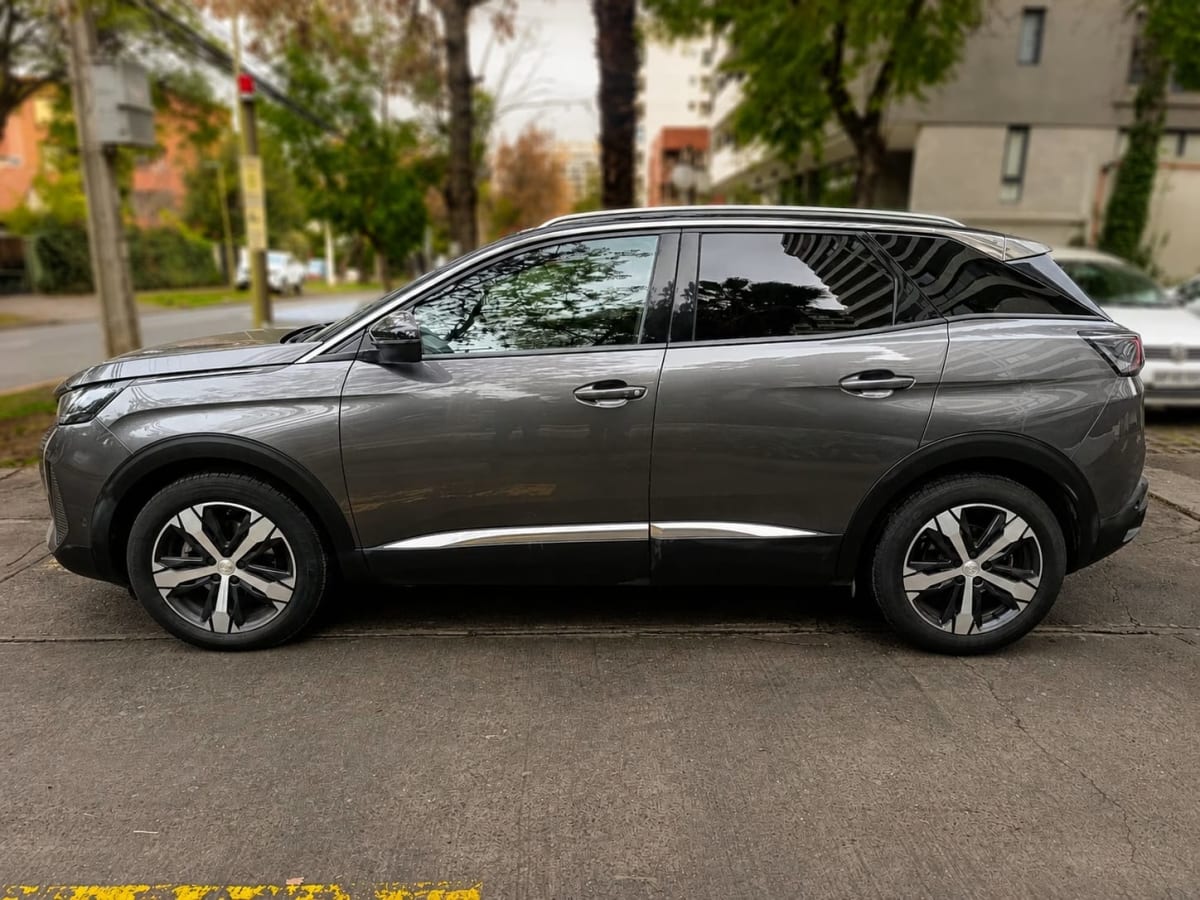 2024 Peugeot 3008 Pack Gris - Miniatura 3