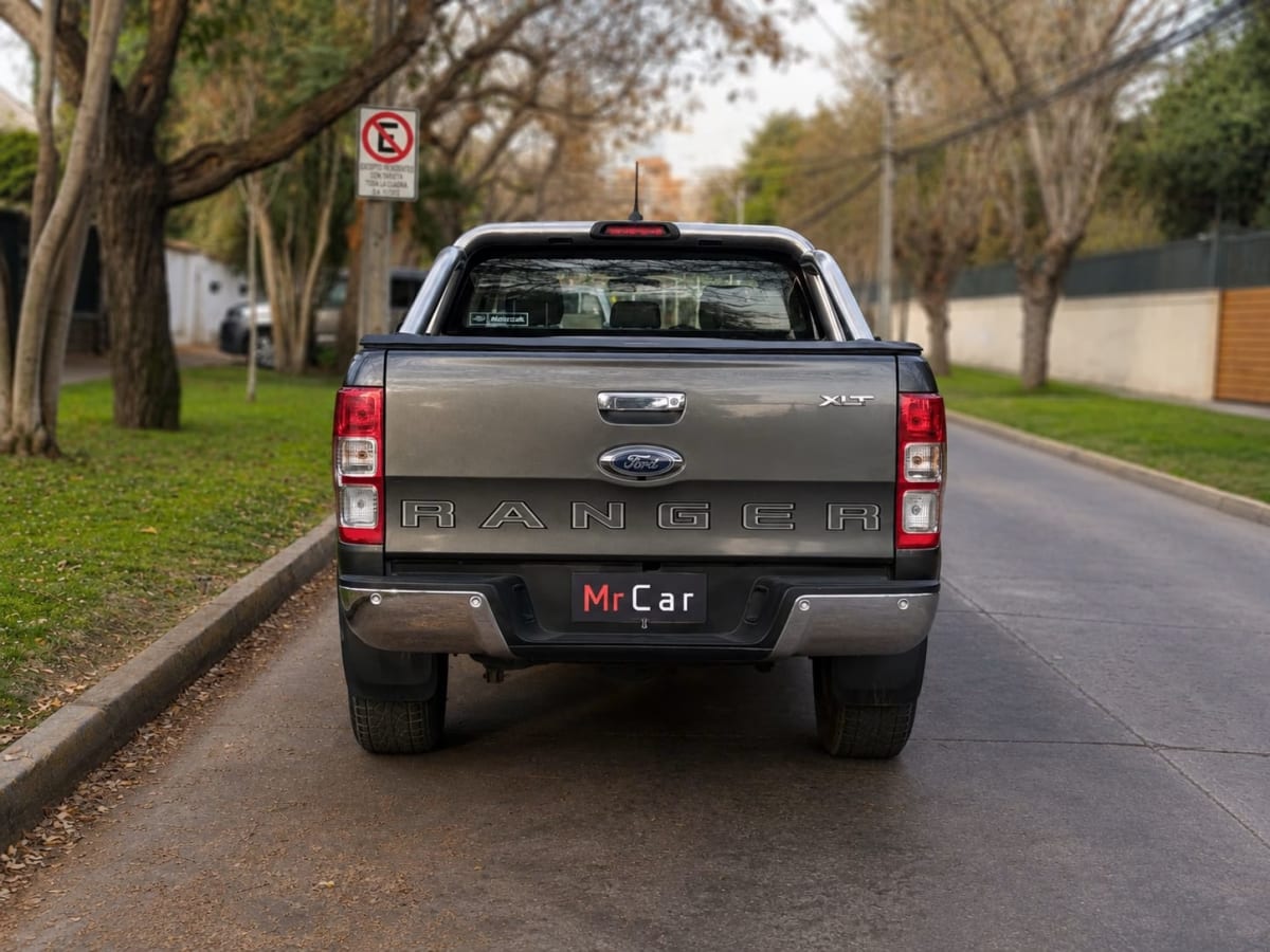 2023 Ford Ranger 4X4 Gris - Miniatura 5