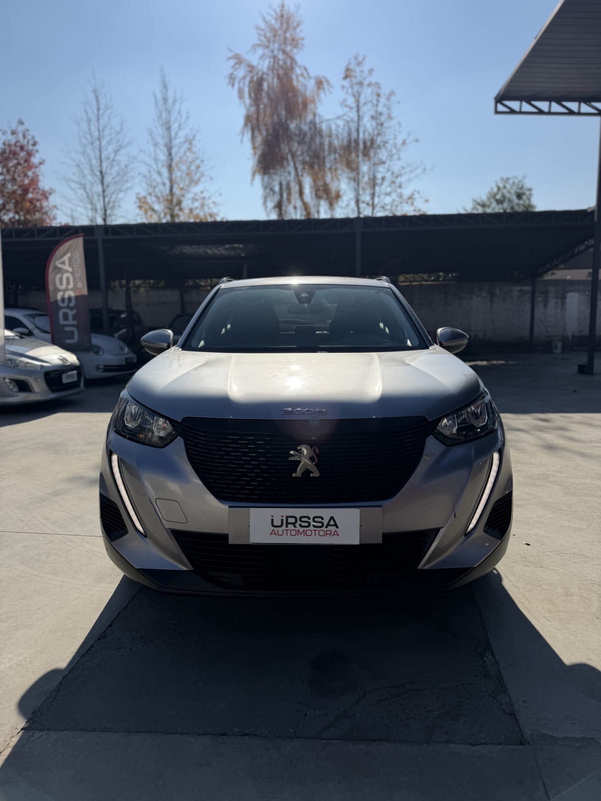2022 Peugeot 2008 1.5 - Miniatura 2