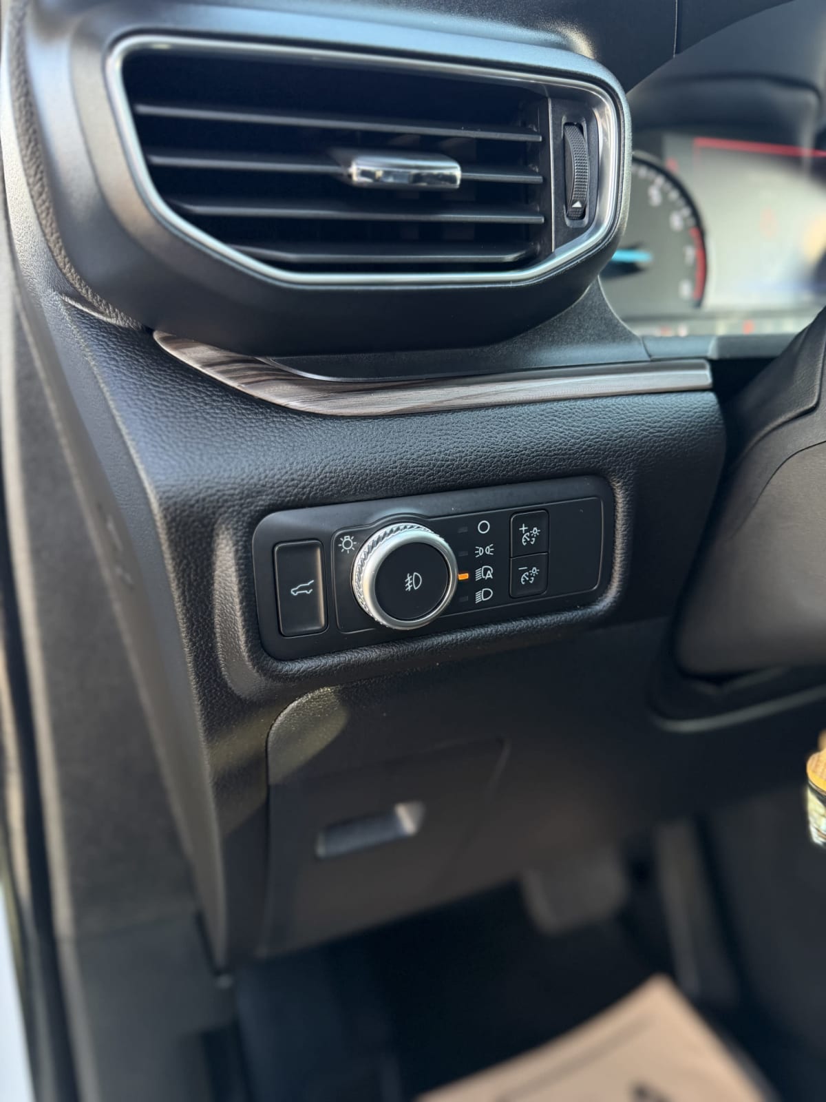 2022 Ford Explorer Limited - Miniatura 8