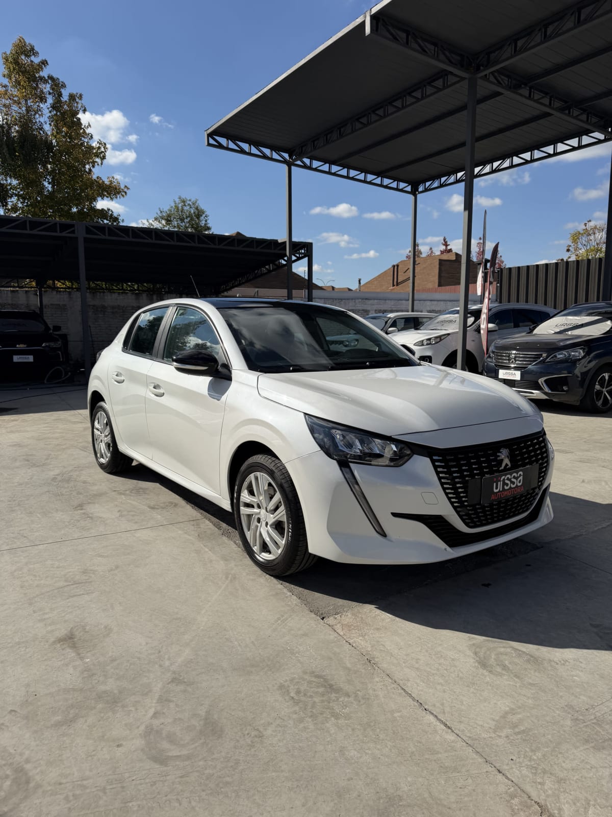 2024 Peugeot 208 1.2 - Miniatura 3