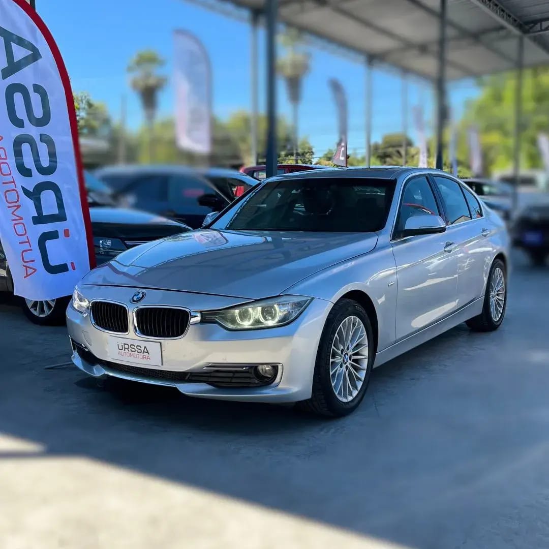 2014 BMW 316i Luxury Plata - Imagen 1