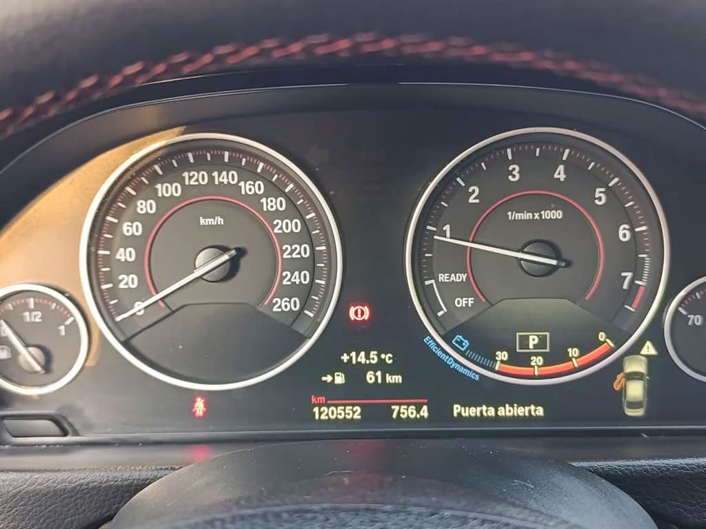 2017 BMW 318 LCI Blanco - Miniatura 7