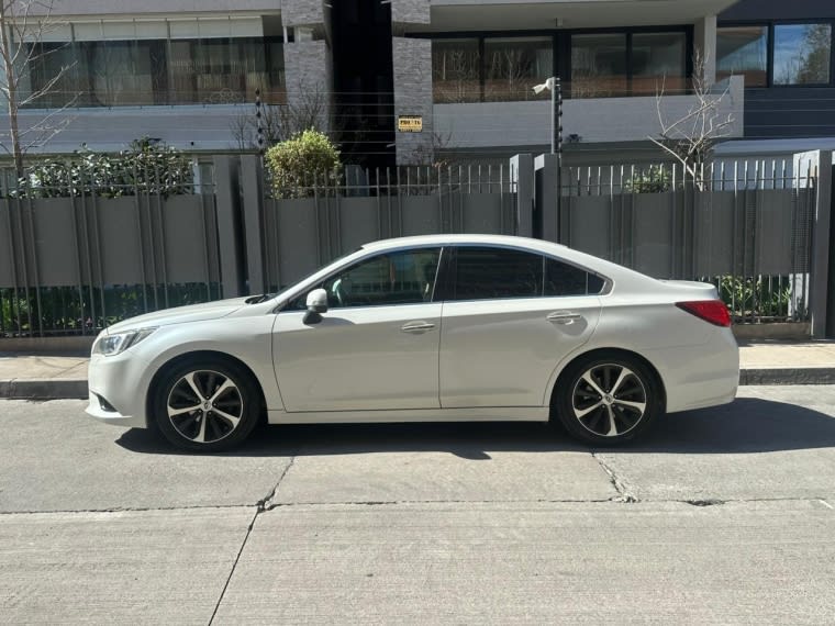 2016 Subaru Legacy 2.5i - Miniatura 5