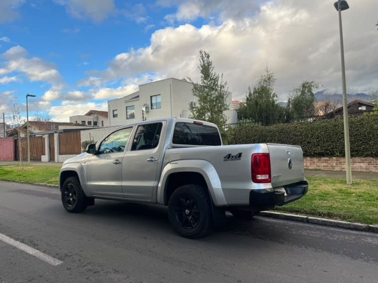 2015 Volkswagen Amarok Trendline - Miniatura 4