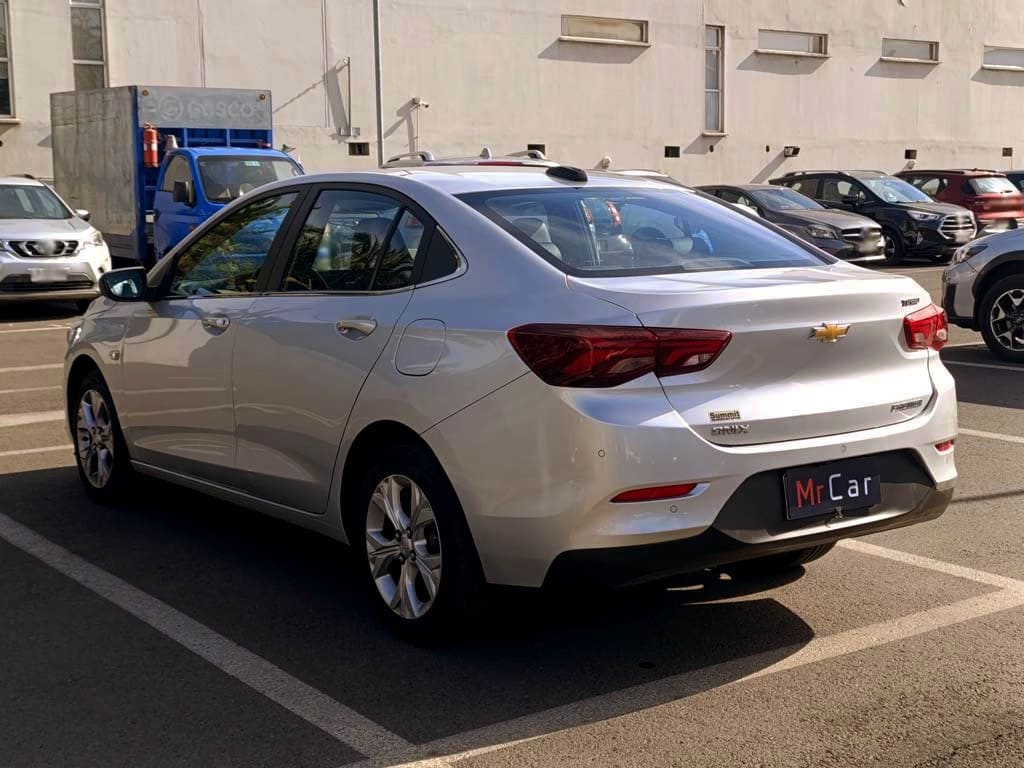 2022 Chevrolet Onix Plata - Miniatura 4