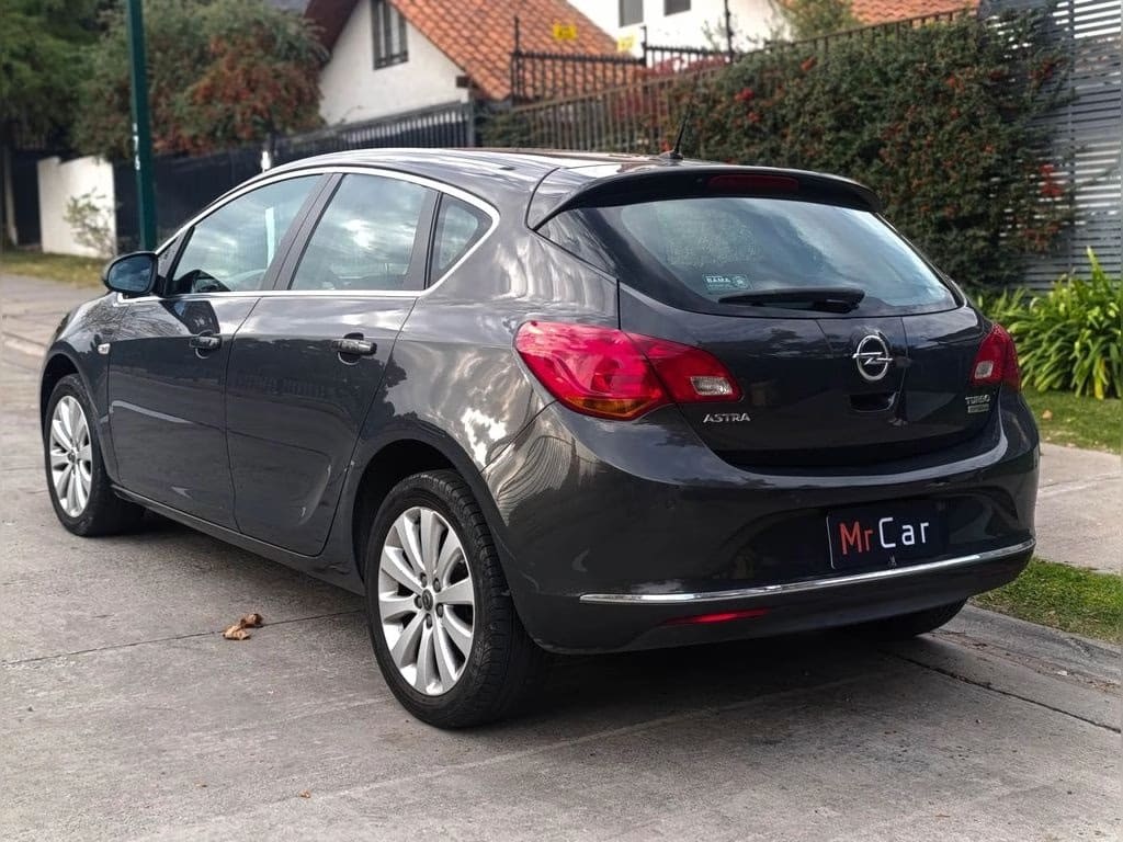 2016 Opel Astra 1.6T Gris - Miniatura 5