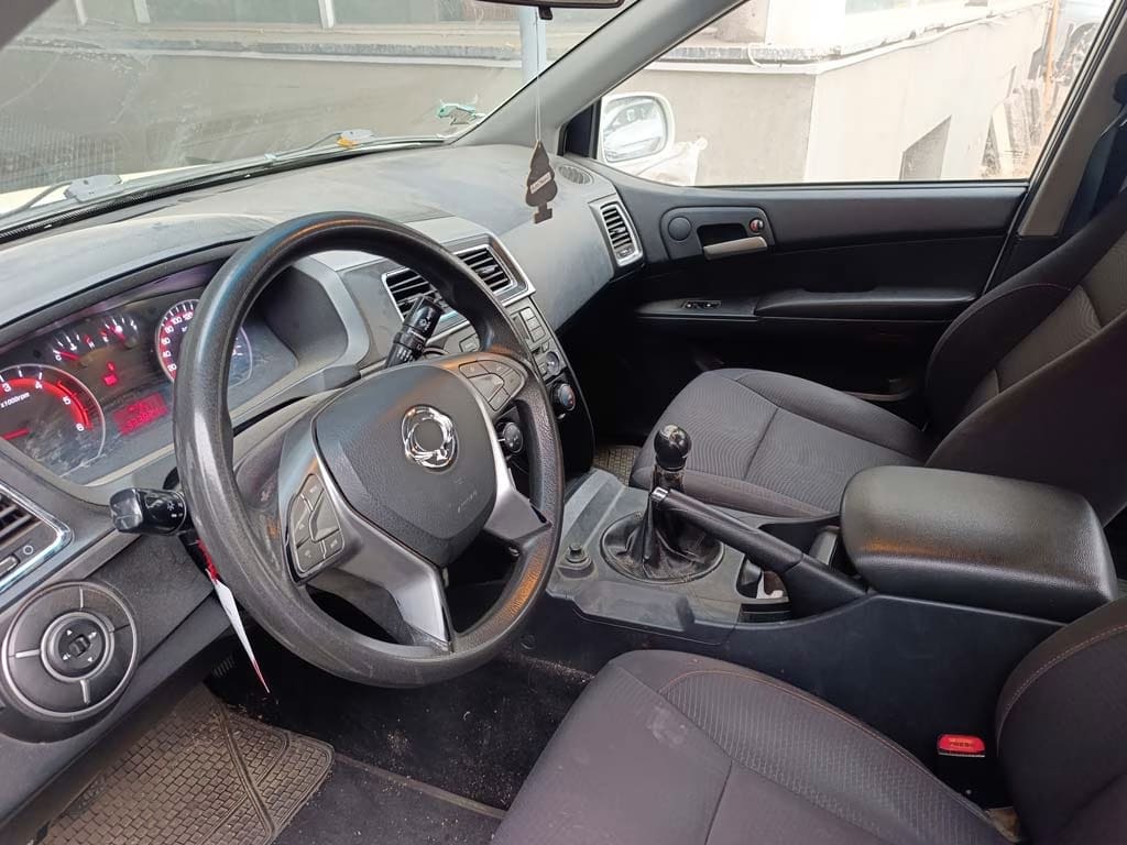 2018 SsangYong ACTYON SPORT - Miniatura 6