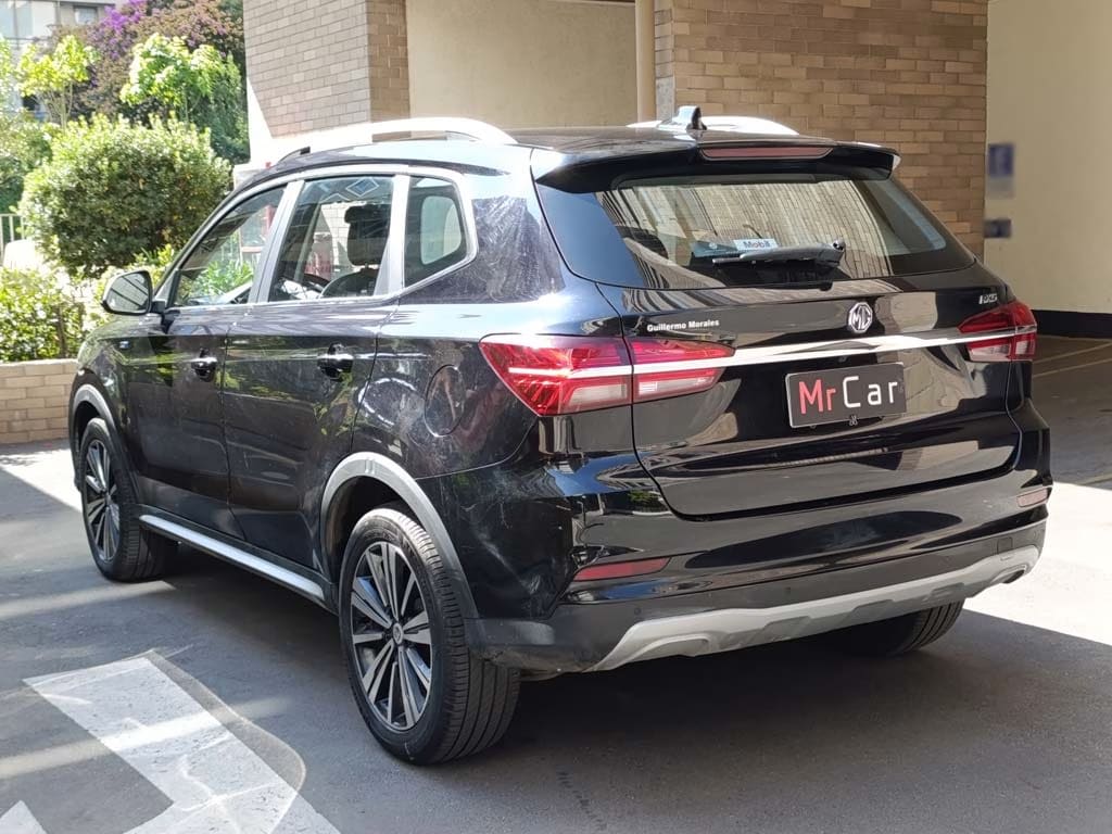 2021 MG RX5 Negro - Miniatura 4