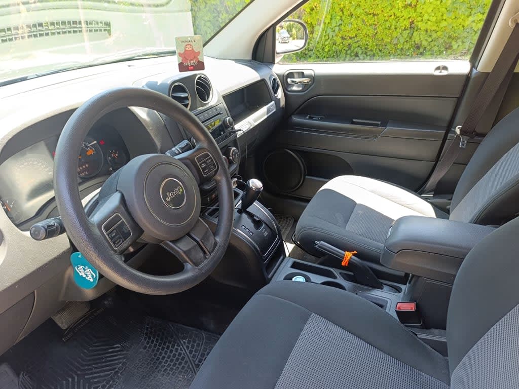 2015 Jeep Compass Plata - Miniatura 6