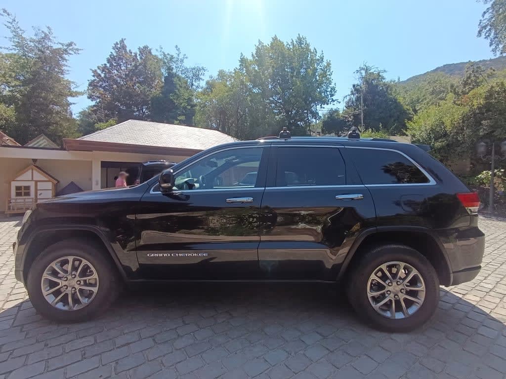 2016 Jeep Grand Cherokee Limited Negro - Miniatura 3