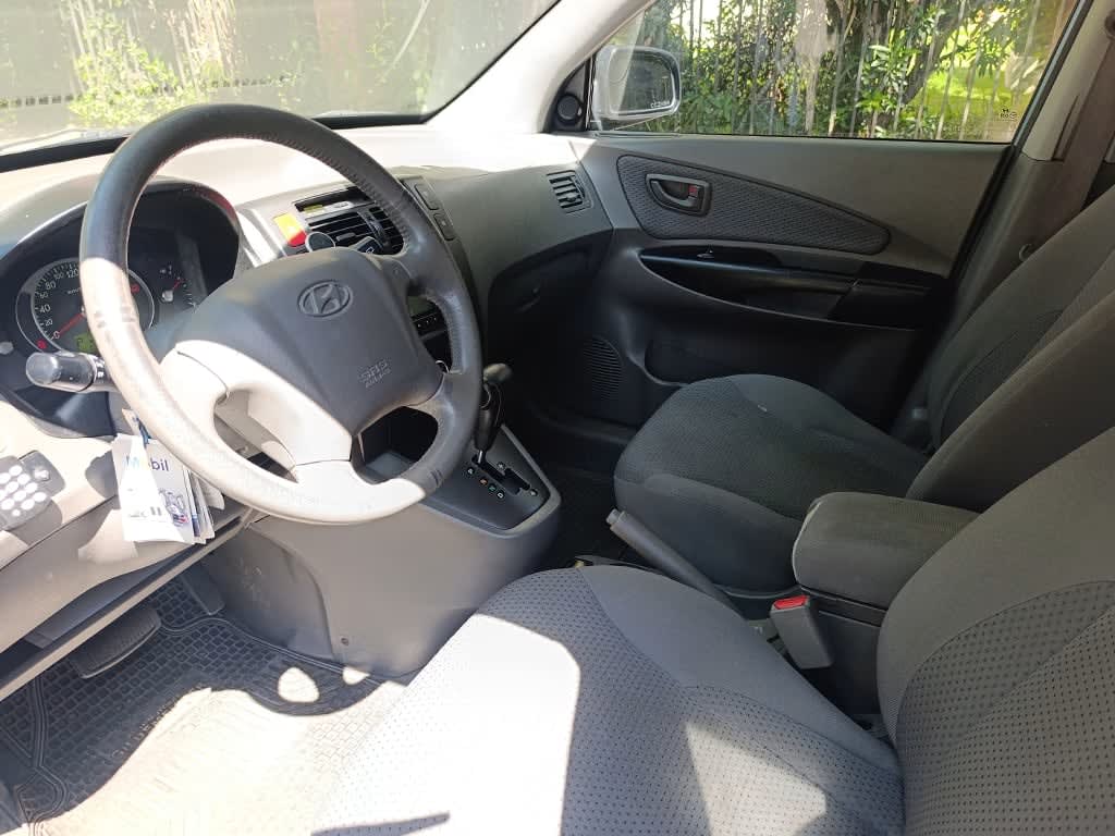 2010 Hyundai Tucson 4x4 Verde - Miniatura 6