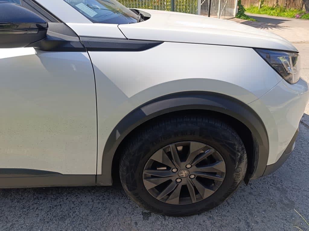 2022 Peugeot 2008 Blanco - Miniatura 9
