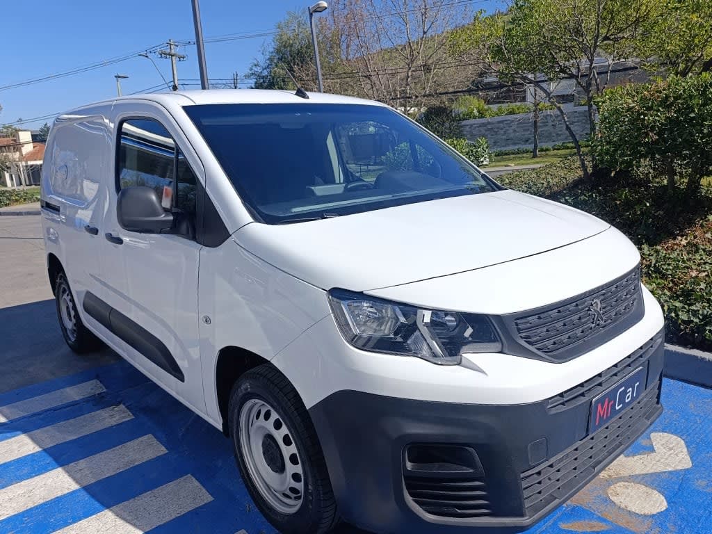 2022 Peugeot Partner Blanco - Miniatura 2