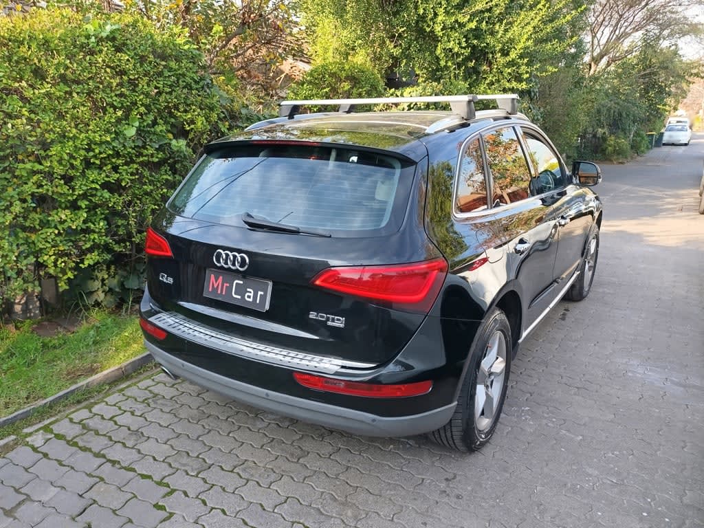2015 Audi Q5 TDI Negro - Miniatura 10