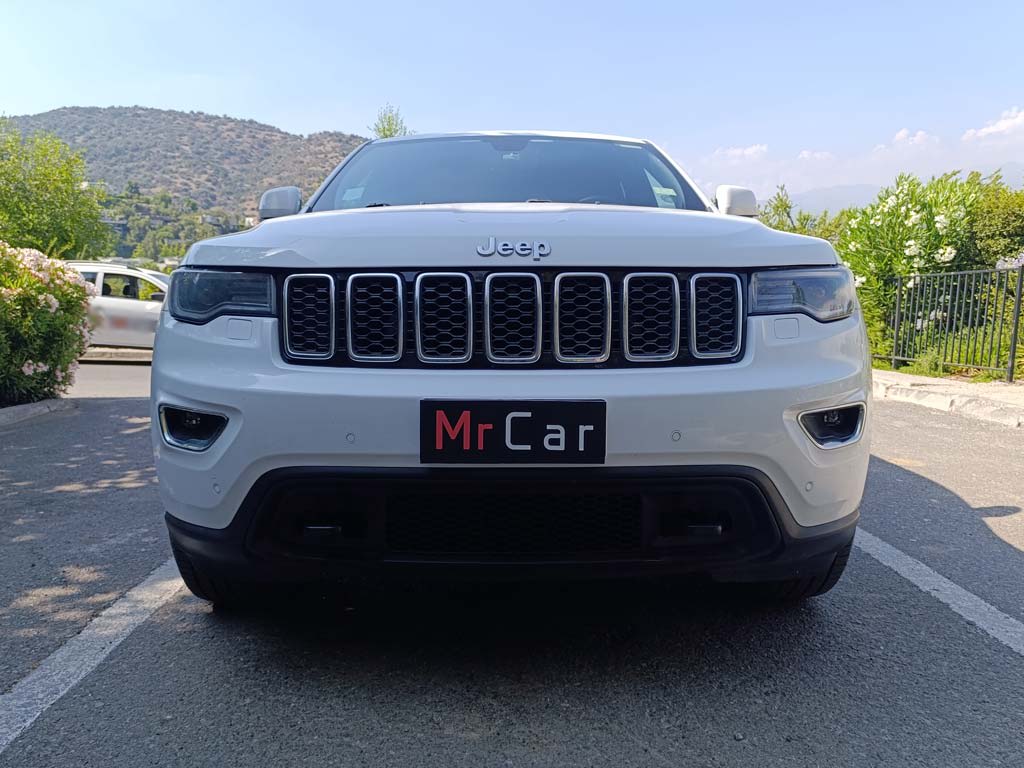 2019 Jeep Grand Cherokee Laredo Blanco - Imagen 1
