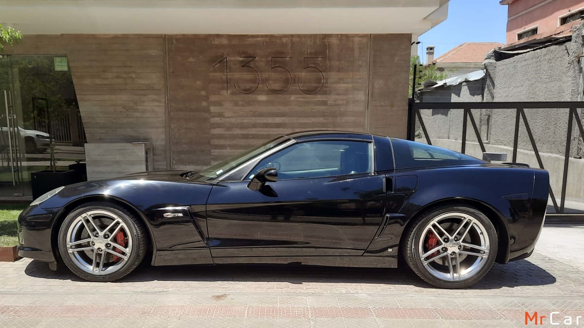 2007 Chevrolet Corvette Negro - Miniatura 3