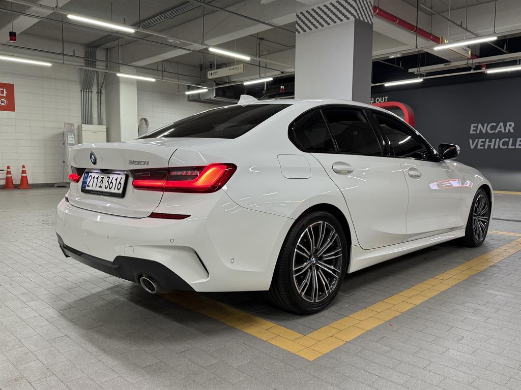 2021 BMW Serie 3 3 Series Ref 420591 Gasoline Blanco - Miniatura 4
