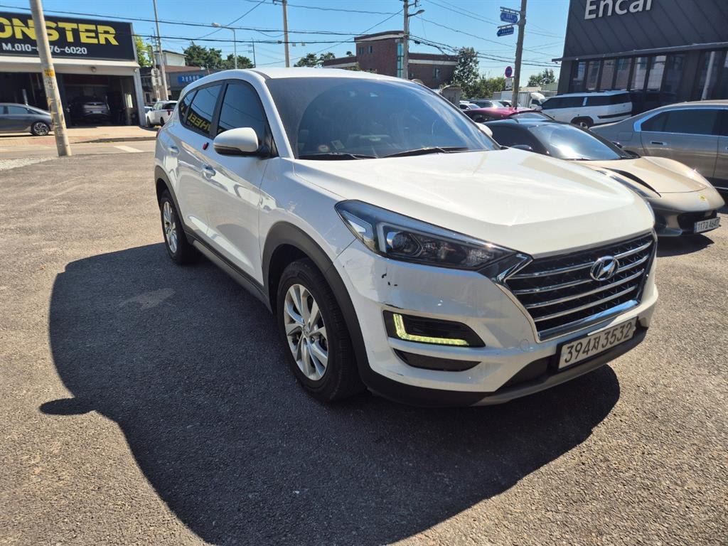 2020 Hyundai Tucson 1.6T Blanco - Miniatura 2