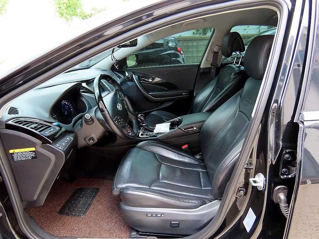 2012 Hyundai Grandeur Ref 420554 Gasoline Negro - Miniatura 5