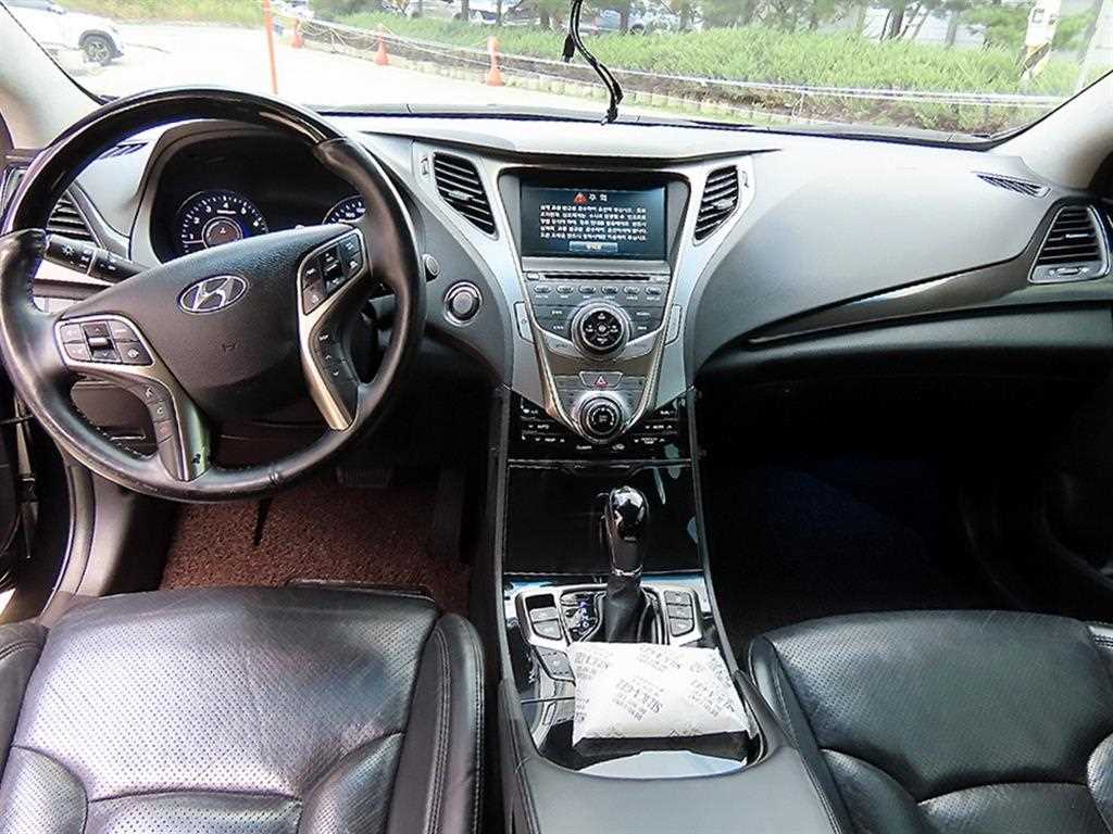 2012 Hyundai Grandeur Ref 420554 Gasoline Negro - Miniatura 7