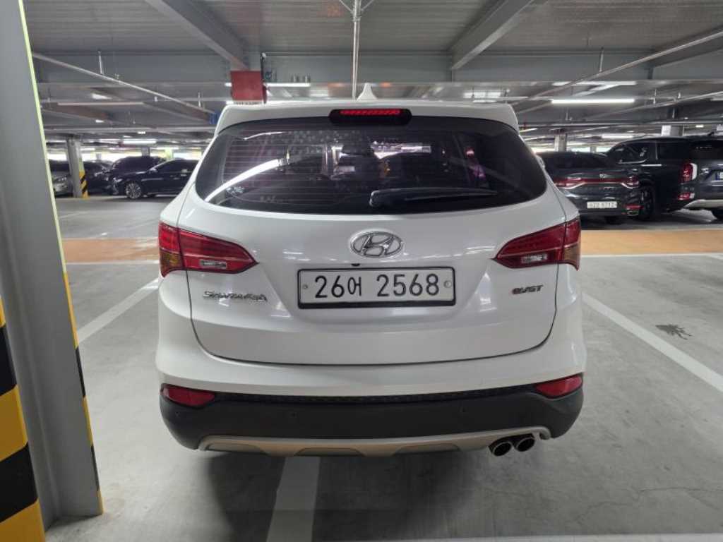 2015 Hyundai Santa Fe DM - Miniatura 3