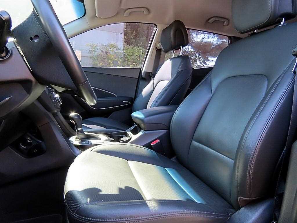 2016 Hyundai Santa Fe The Negro - Miniatura 5