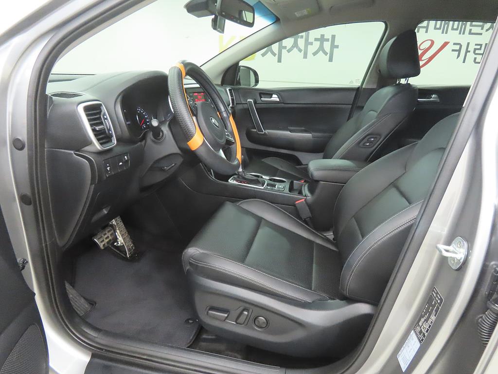2022 Kia Sportage The Gris - Miniatura 5