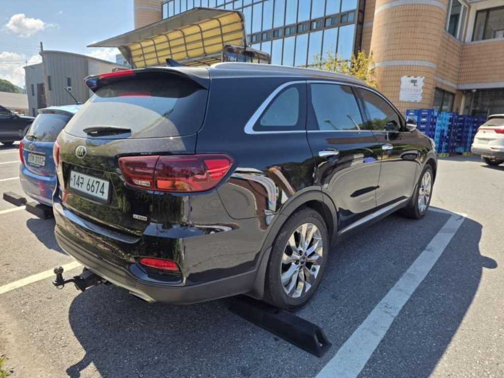 2019 Kia Sorento Gasoline Negro - Miniatura 2
