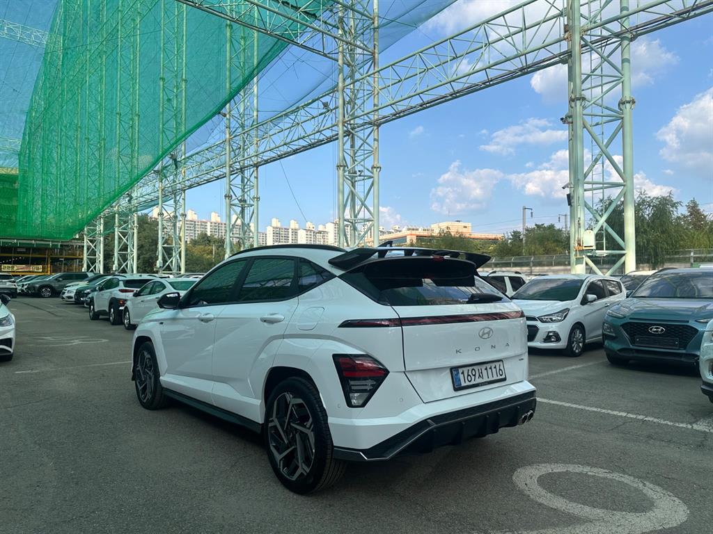 2026 Hyundai Kona New Blanco - Miniatura 3
