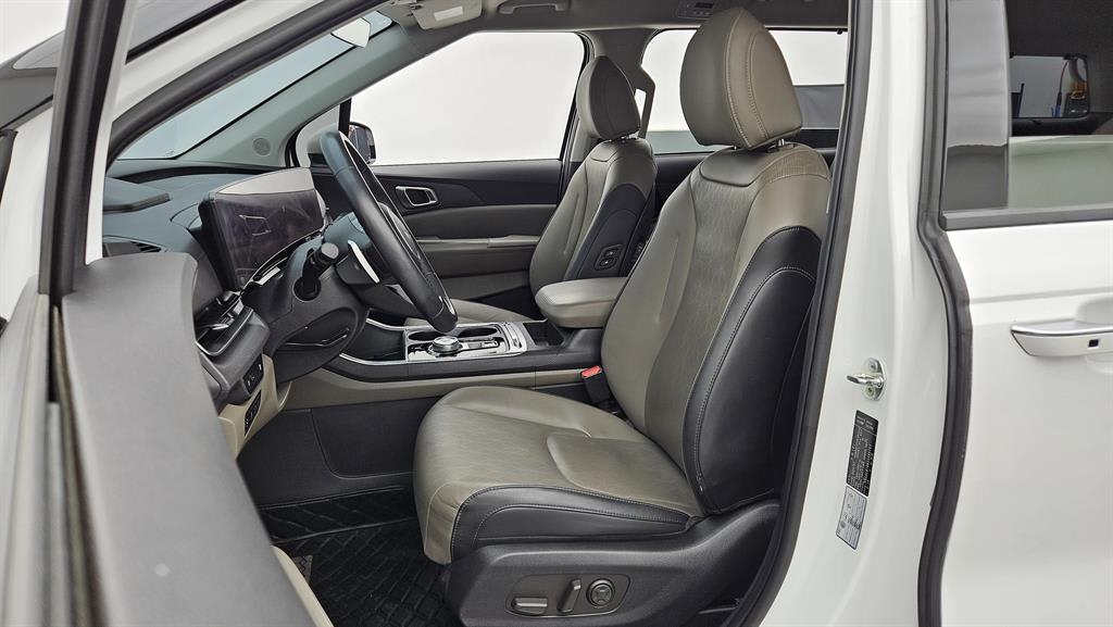 2025 KIA Carnival Ref 420399 Diesel Blanco - Miniatura 5