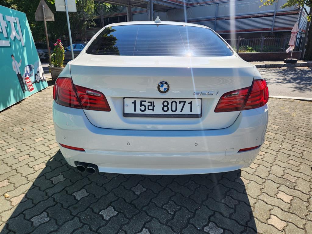 2013 BMW Serie 5 5 Series Ref 420536 Gasoline Blanco - Miniatura 4