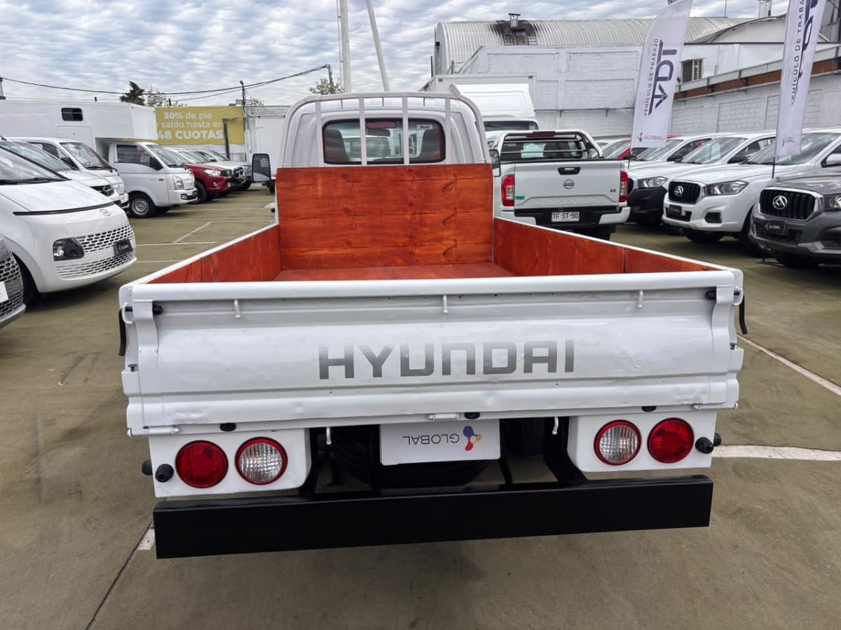 2022 Hyundai PORTER Blanco - Miniatura 7