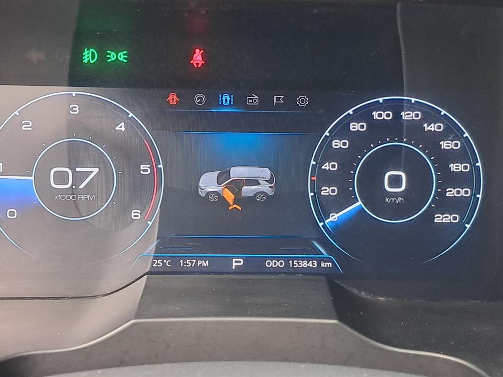 2021 SsangYong Korando 2WD Gris - Miniatura 8