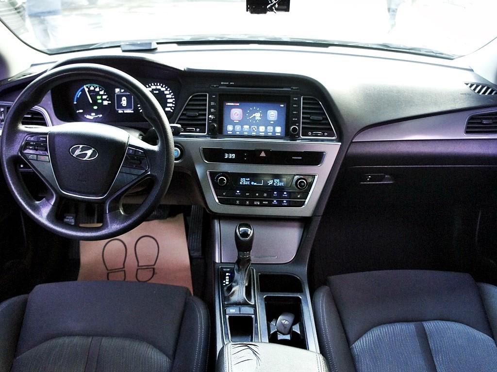 2016 Hyundai Sonata Hybrid Negro - Miniatura 7