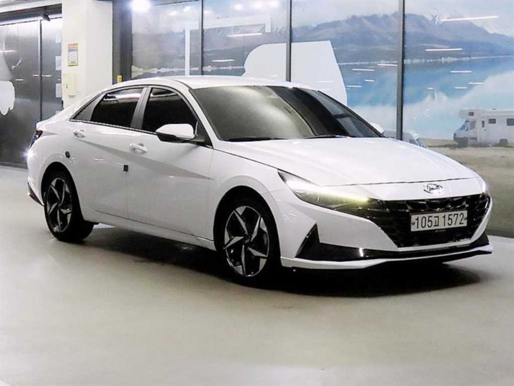 2021 Hyundai Avante (CN7) Blanco - Imagen 1