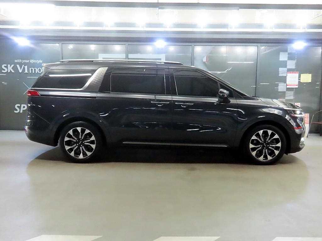 2023 Kia Carnival 4th Gris - Miniatura 3