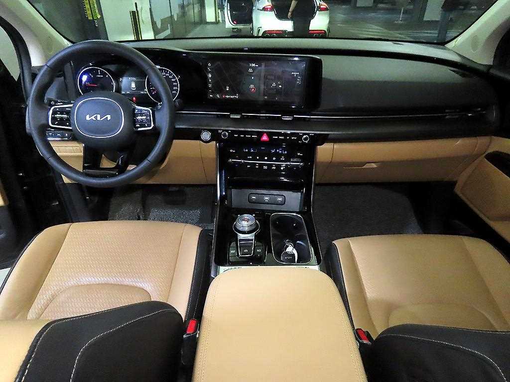 2023 Kia Carnival 4th Gris - Miniatura 10