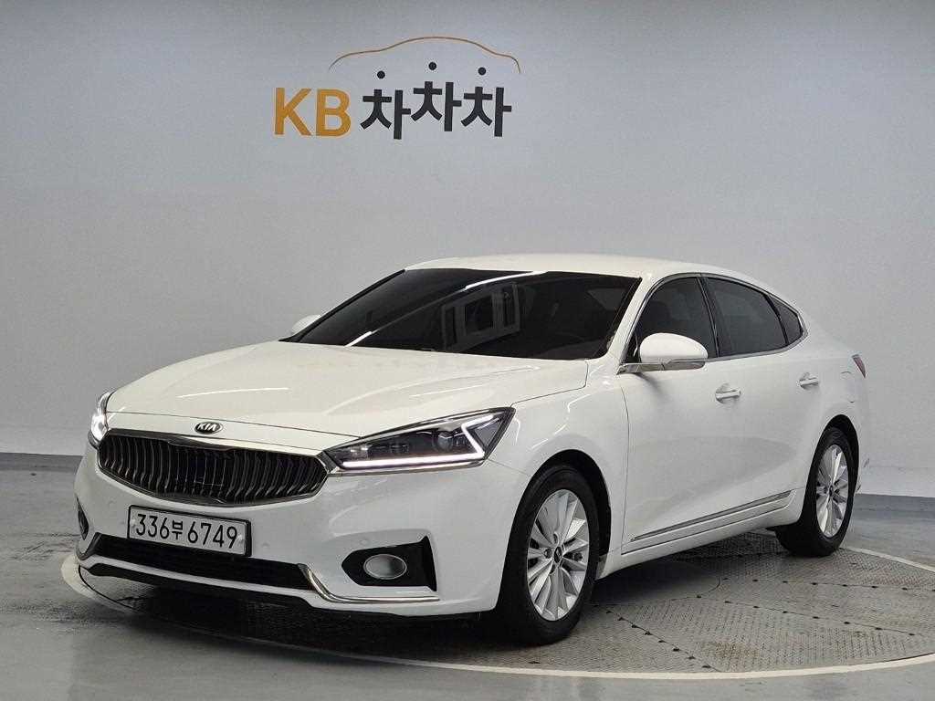 2019 Kia K7 2.4 Blanco - Imagen 1
