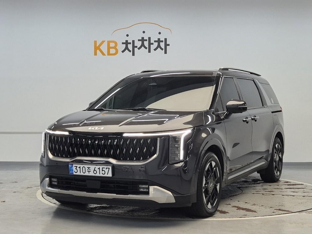 2024 Kia Carnival Hybrid Negro - Imagen 1