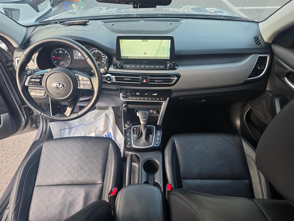 2021 Kia Seltos Diesel Gris - Miniatura 9