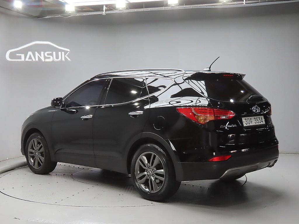 2014 Hyundai Santa Fe DM Negro - Miniatura 3