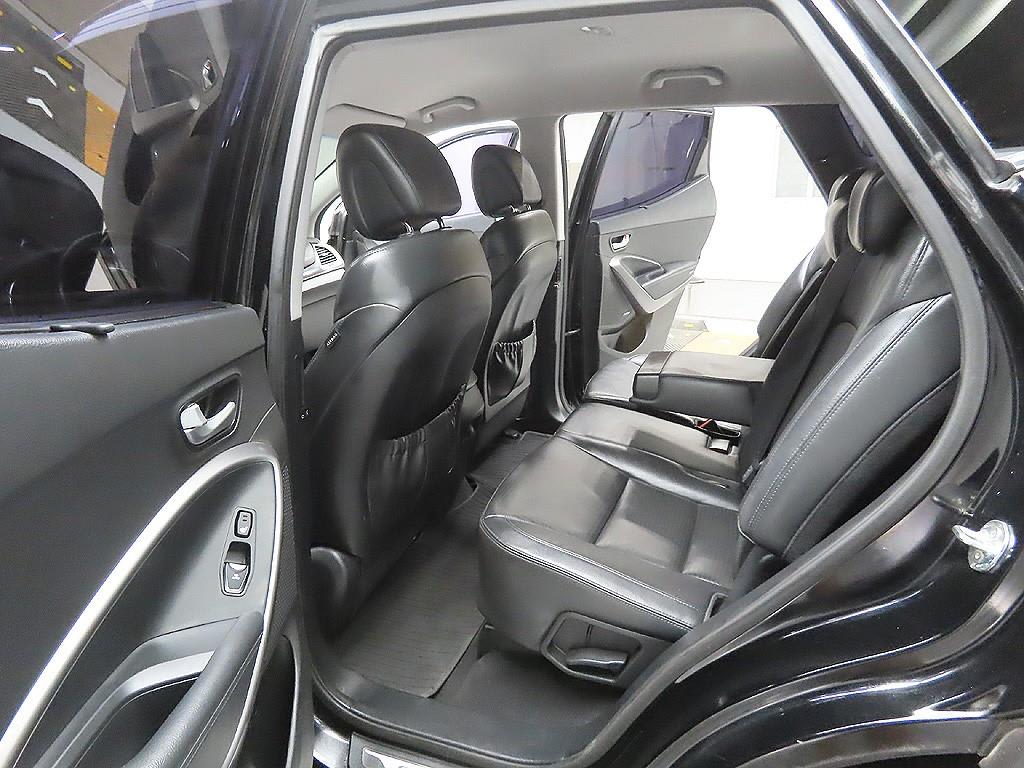 2014 Hyundai Santa Fe DM Negro - Miniatura 8