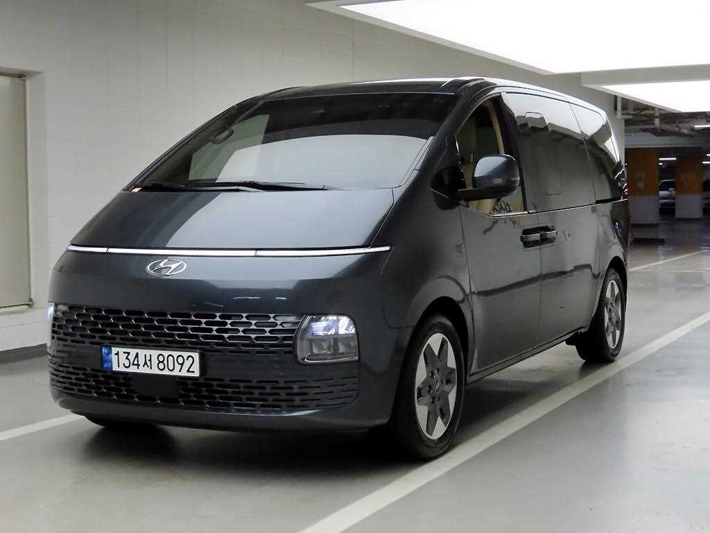 2023 Hyundai Staria Ref 420686 Diesel Gris - Imagen 1