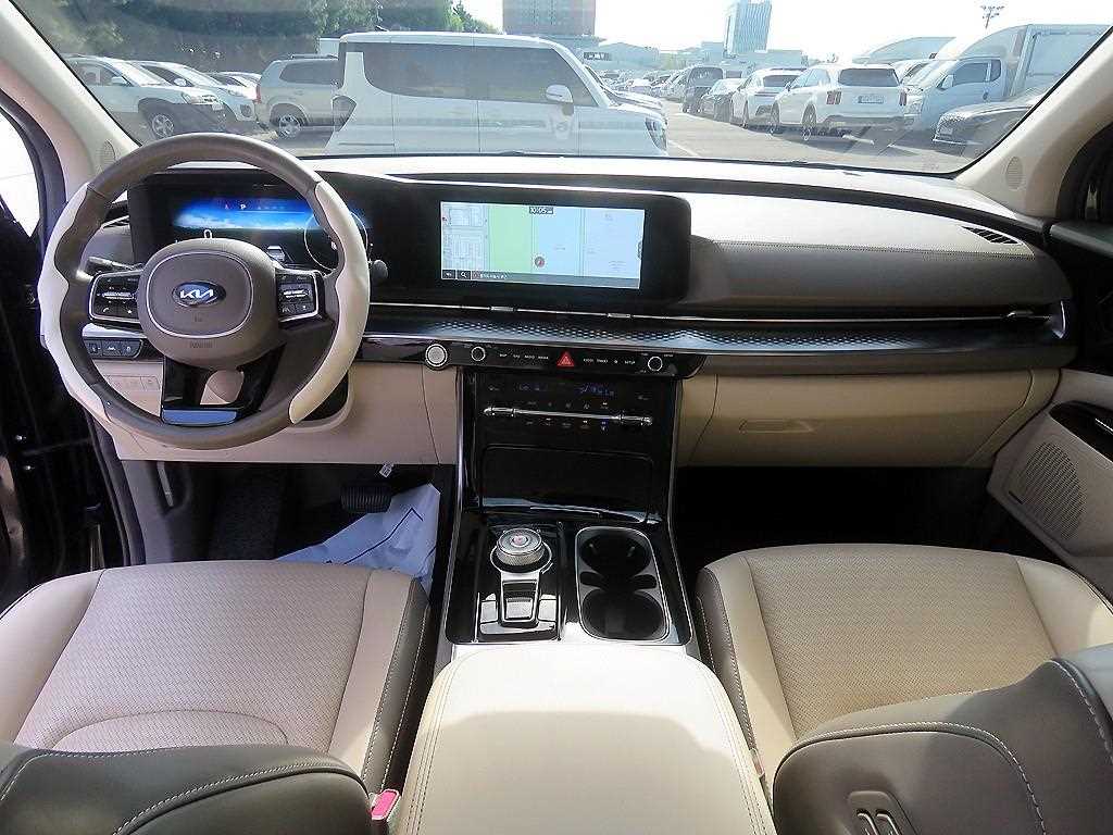 2021 Kia Carnival 4th Negro - Miniatura 9