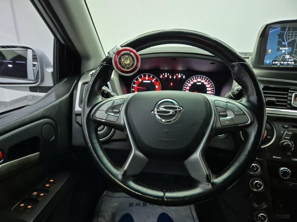 2018 SsangYong Korando Ref 420776 Diesel Plata - Miniatura 6
