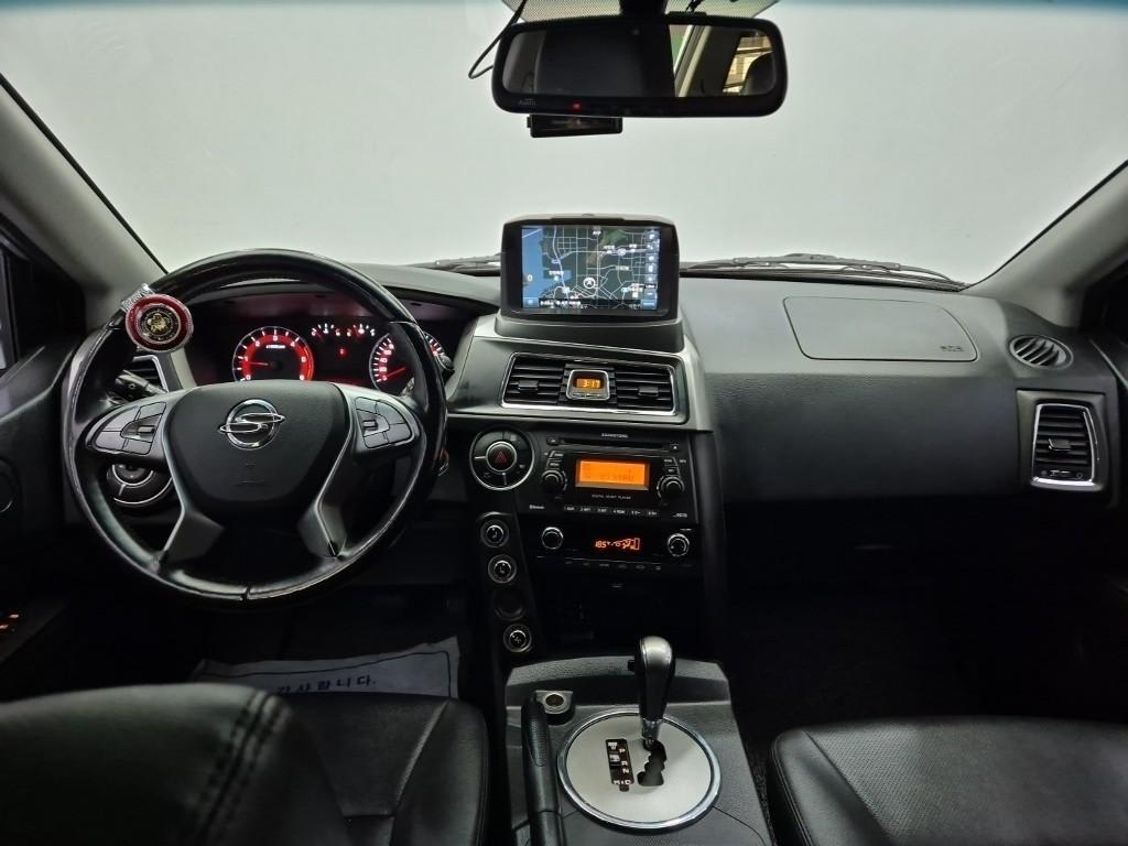 2018 SsangYong Korando Ref 420776 Diesel Plata - Miniatura 8